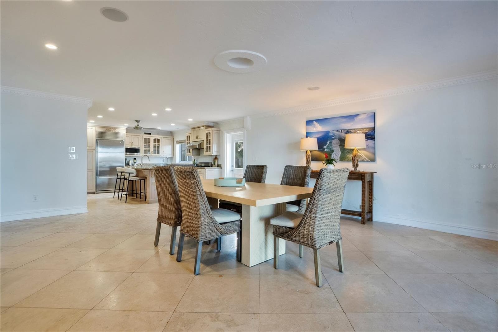 Living room Open Concept View - 2117 OCEAN DR, NEW SMYRNA BEACH