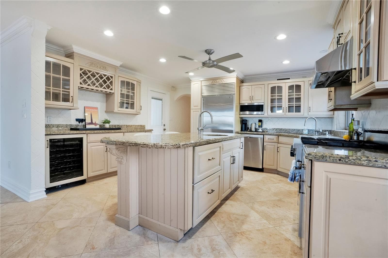Kitchen 2 - 2117 OCEAN DR, NEW SMYRNA BEACH