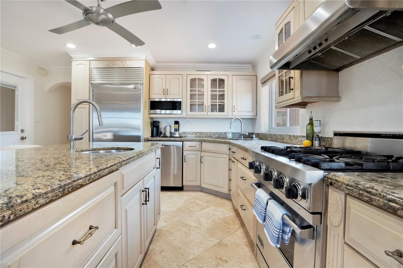 Kitchen 4 - 2117 OCEAN DR, NEW SMYRNA BEACH
