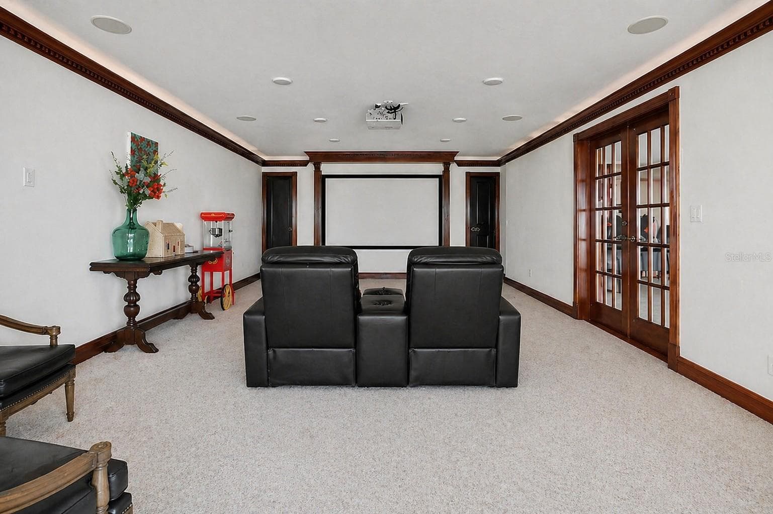 Media Room - 2117 OCEAN DR, NEW SMYRNA BEACH