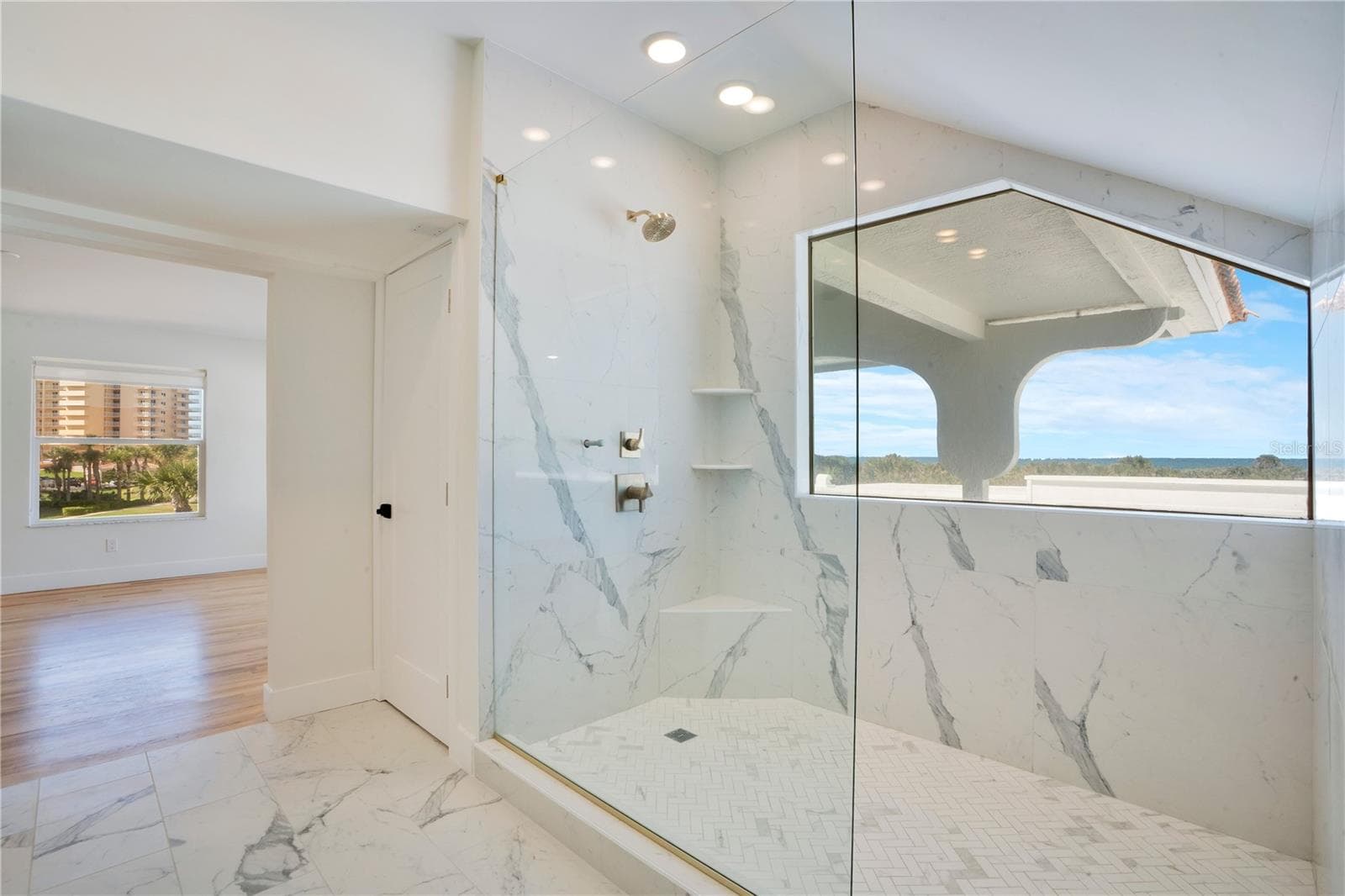 Primary Bedroom Ensuite 4 - 2117 OCEAN DR, NEW SMYRNA BEACH