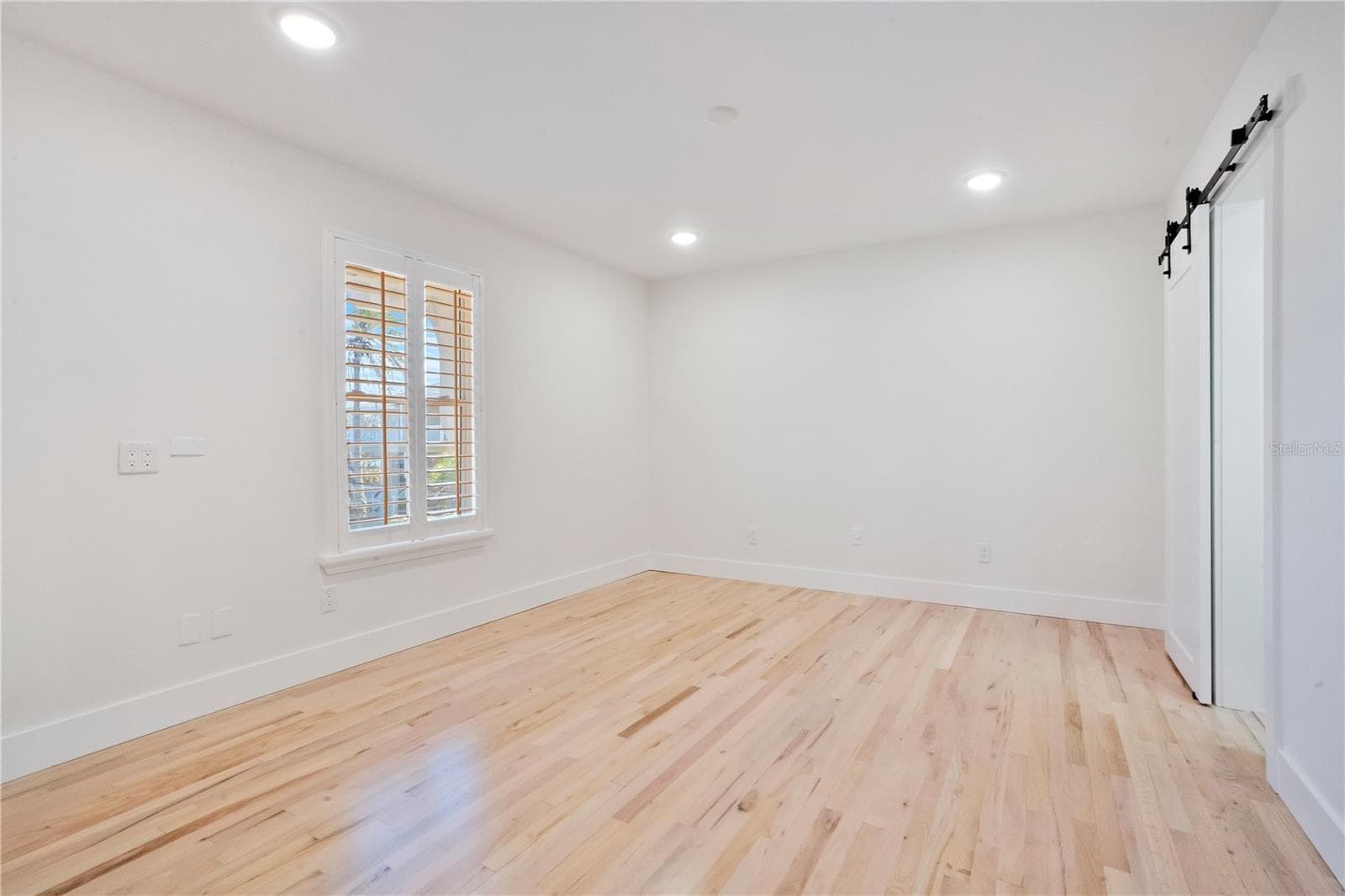 Bedroom 3 - 2117 OCEAN DR, NEW SMYRNA BEACH