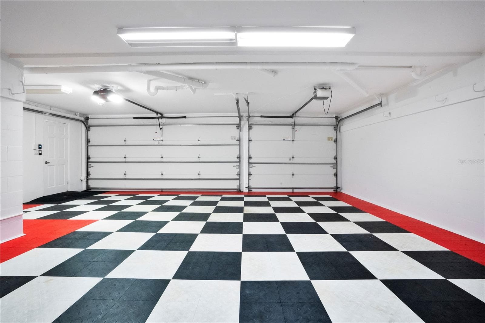 Garage 2 - 2117 OCEAN DR, NEW SMYRNA BEACH