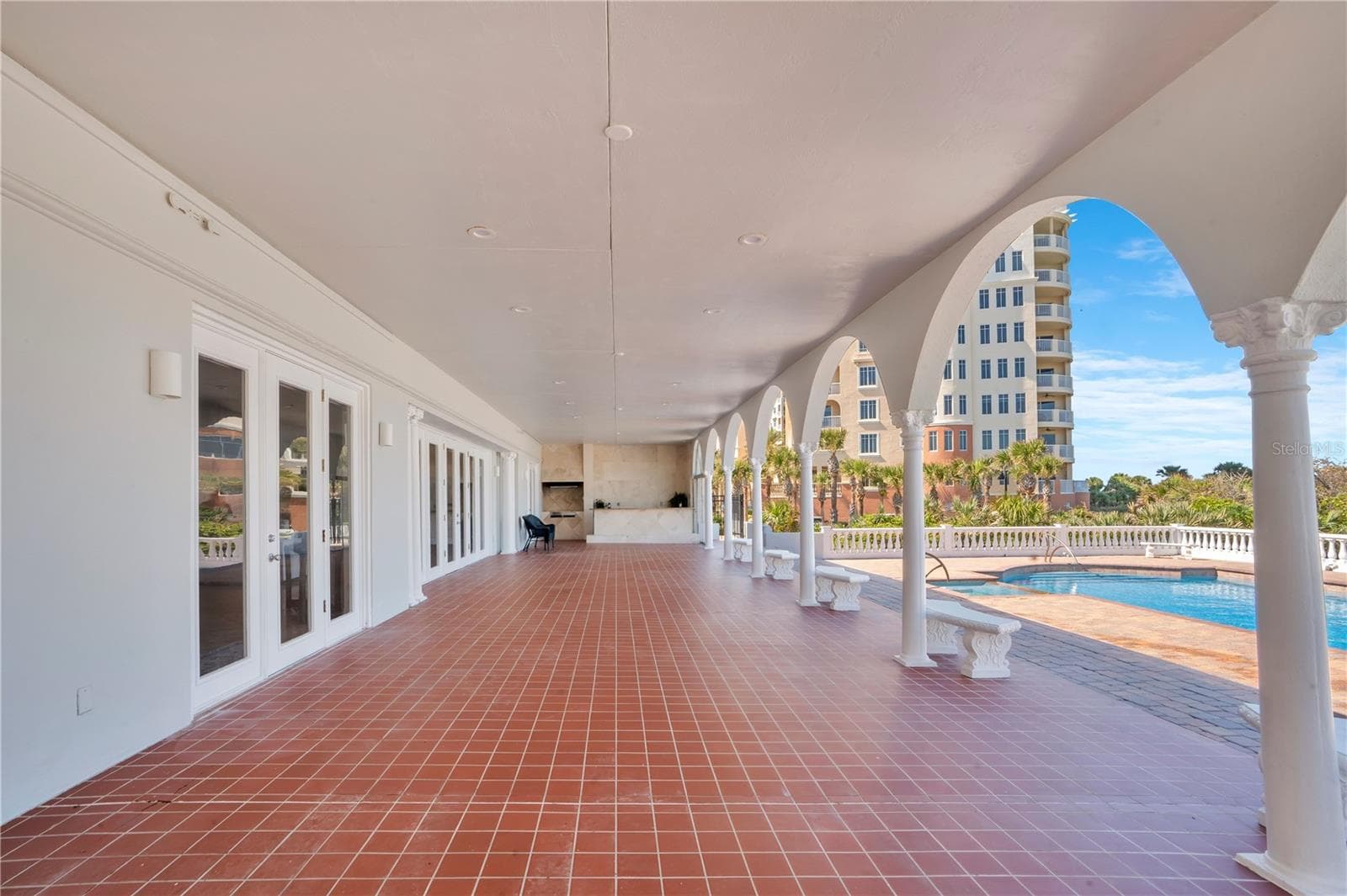 Cover Veranda 1 - 2117 OCEAN DR, NEW SMYRNA BEACH