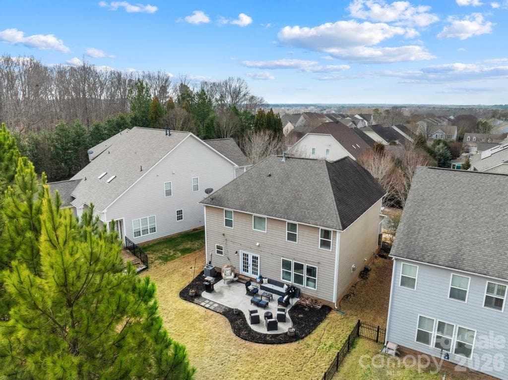 Single Family Residence at 1007 Hamil Ridge Drive, Waxhaw, photo 10 of 48