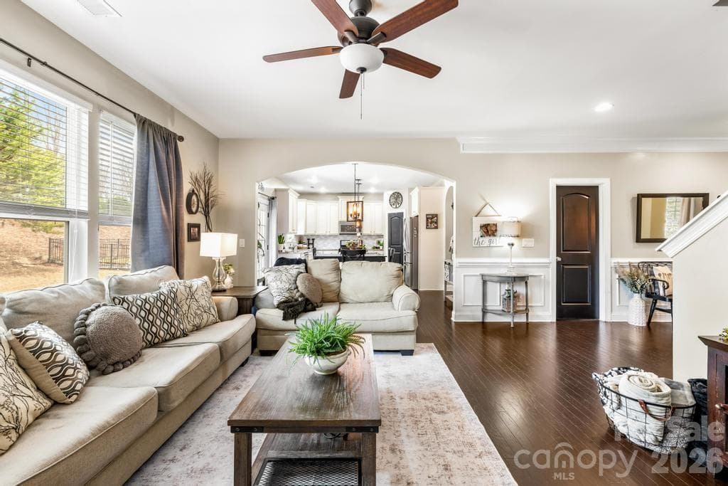Single Family Residence at 1007 Hamil Ridge Drive, Waxhaw, photo 18 of 48