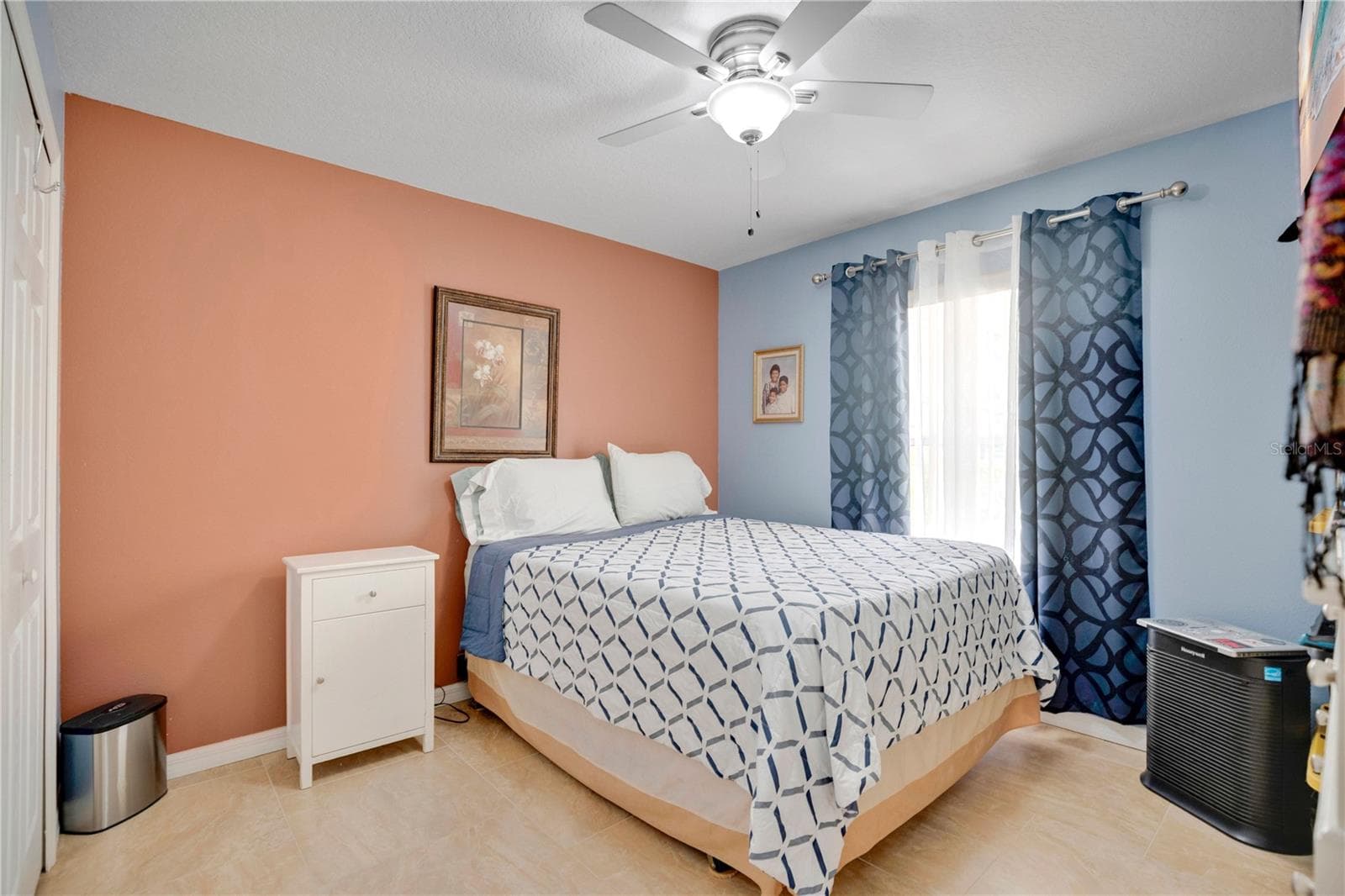 Single Family Residence at 18 ANGELES RD, DEBARY, photo 14 of 24