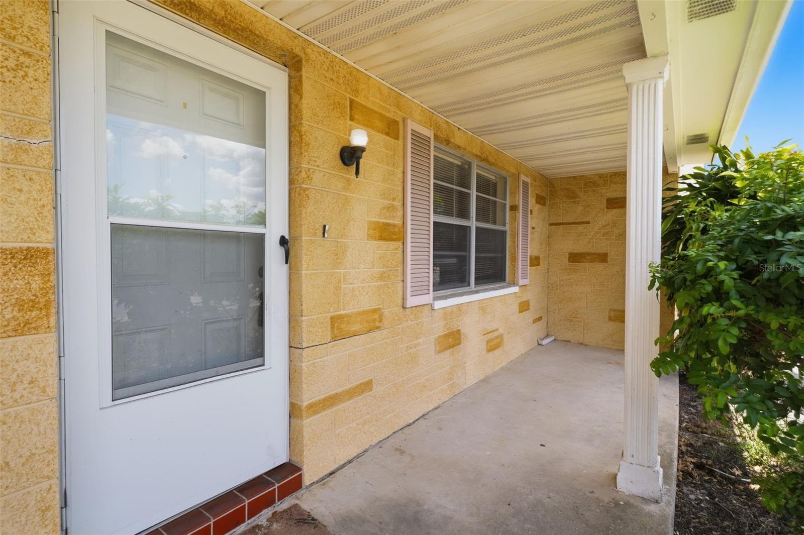 Single Family Residence at 8739 LIDO LN, PORT RICHEY, photo 3 of 29