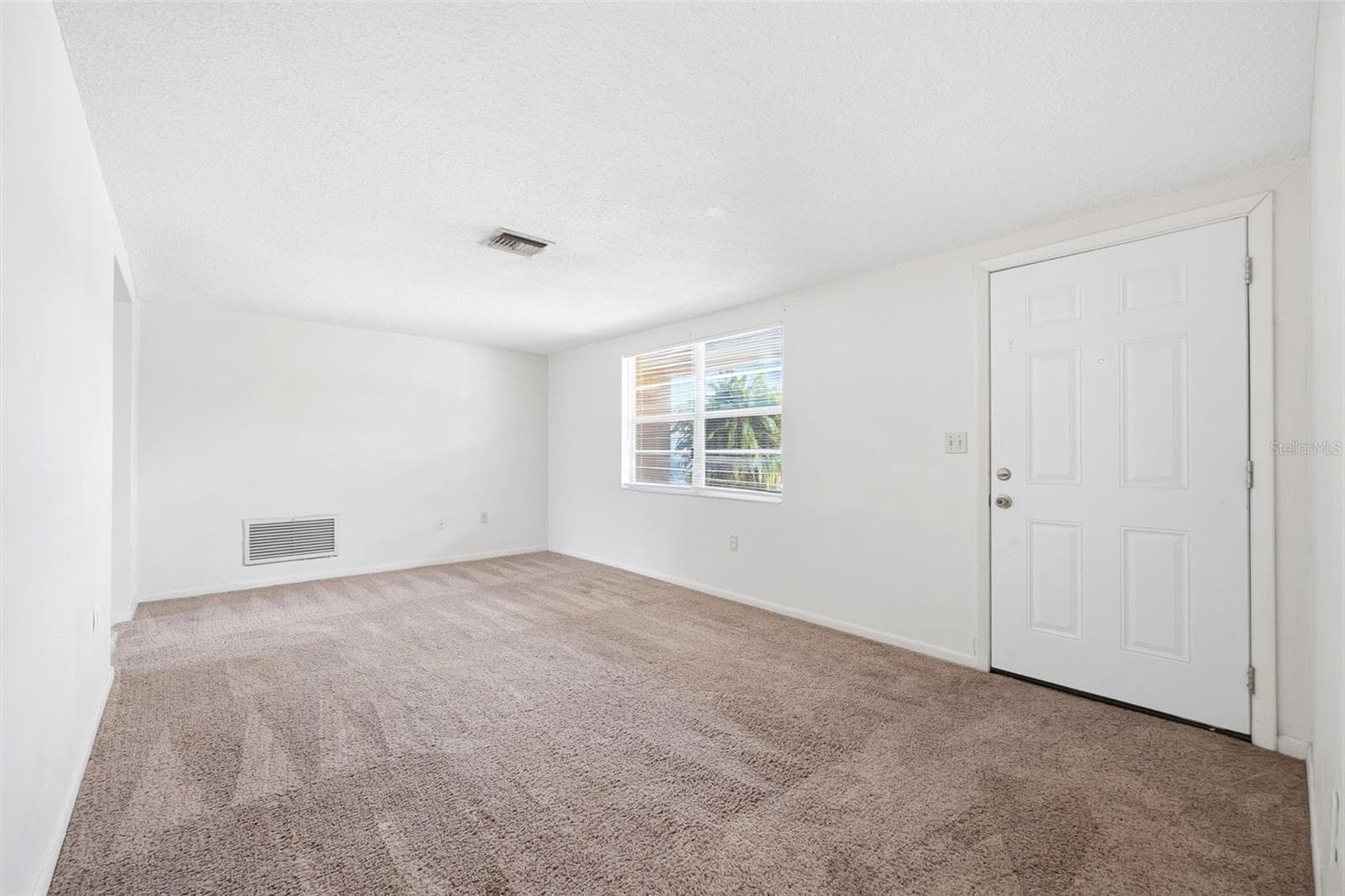 Single Family Residence at 8739 LIDO LN, PORT RICHEY, photo 5 of 29