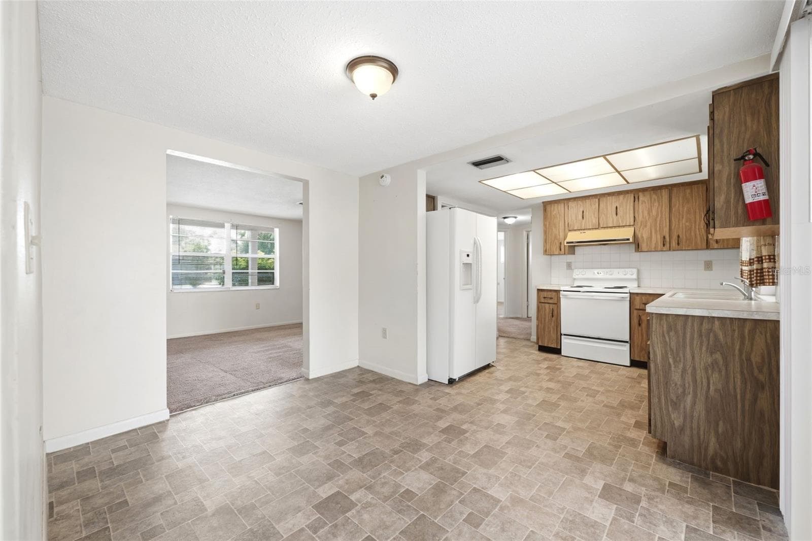 Single Family Residence at 8739 LIDO LN, PORT RICHEY, photo 9 of 29