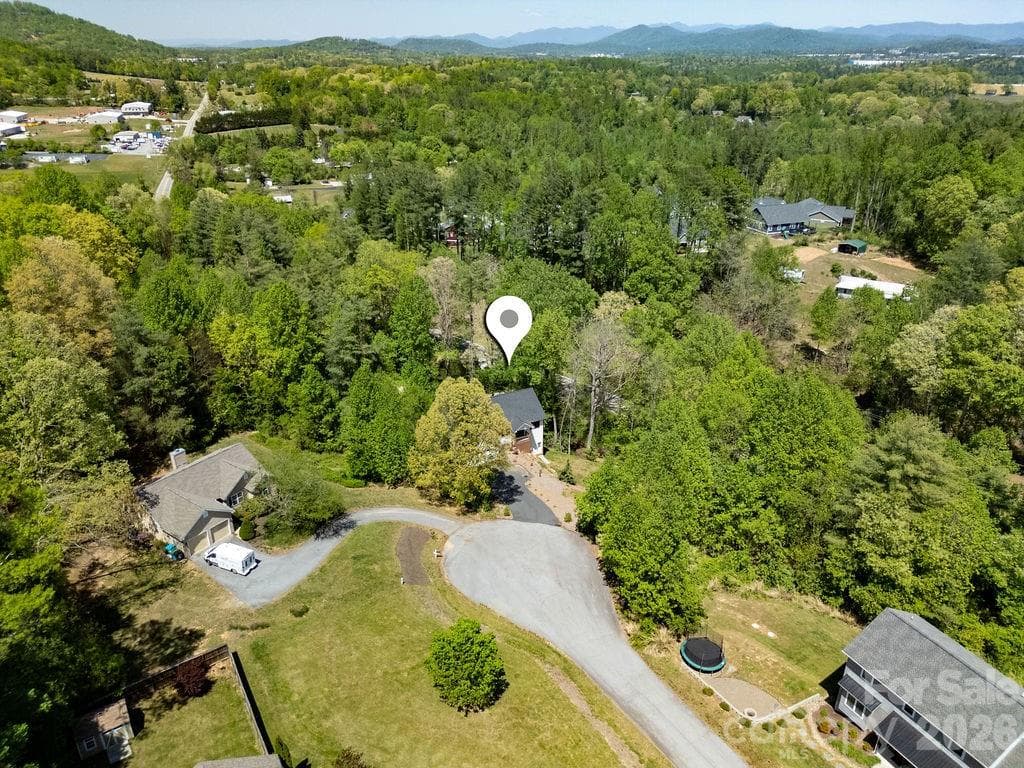 Great Proximity to Mills River, Asheville, and Hendersonville - 404 High Ridge Drive, Mills River