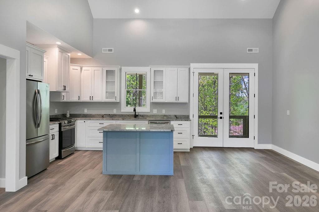 Granite Counters and Stainless Appliances - 404 High Ridge Drive, Mills River