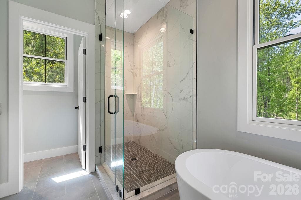 Walk In Shower - 404 High Ridge Drive, Mills River