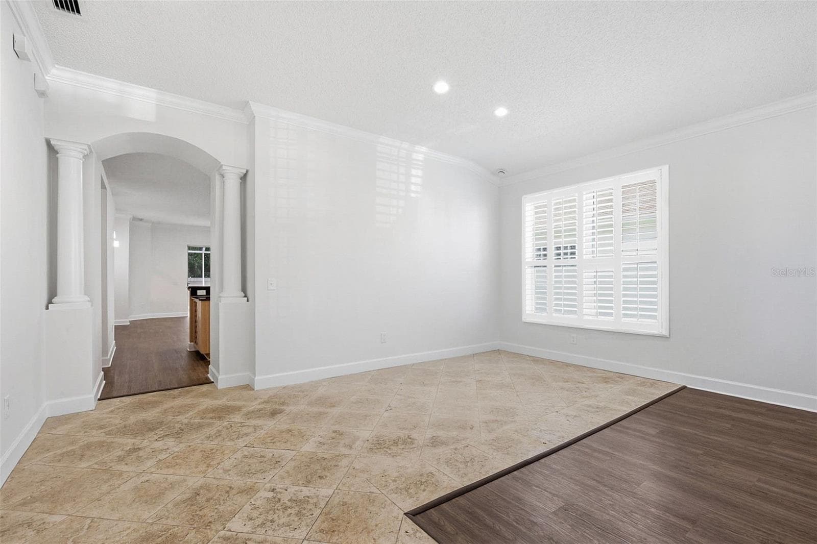 Single Family Residence at 19409 MELODY FAIR PL, LUTZ, photo 13 of 40
