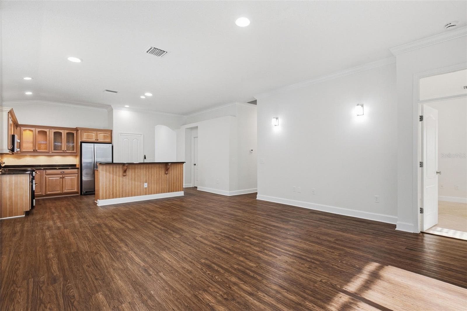 Single Family Residence at 19409 MELODY FAIR PL, LUTZ, photo 18 of 40