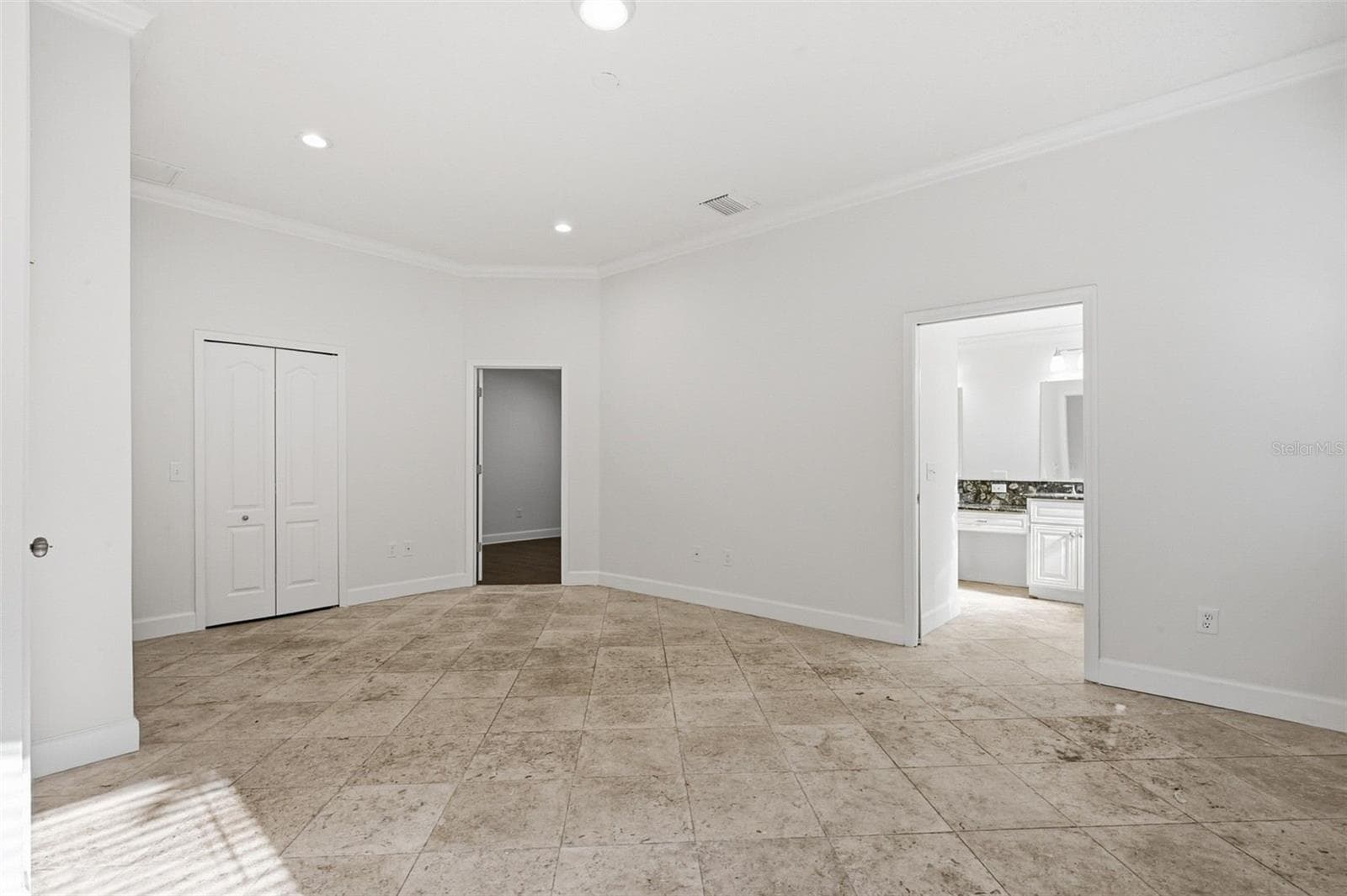 Single Family Residence at 19409 MELODY FAIR PL, LUTZ, photo 27 of 40