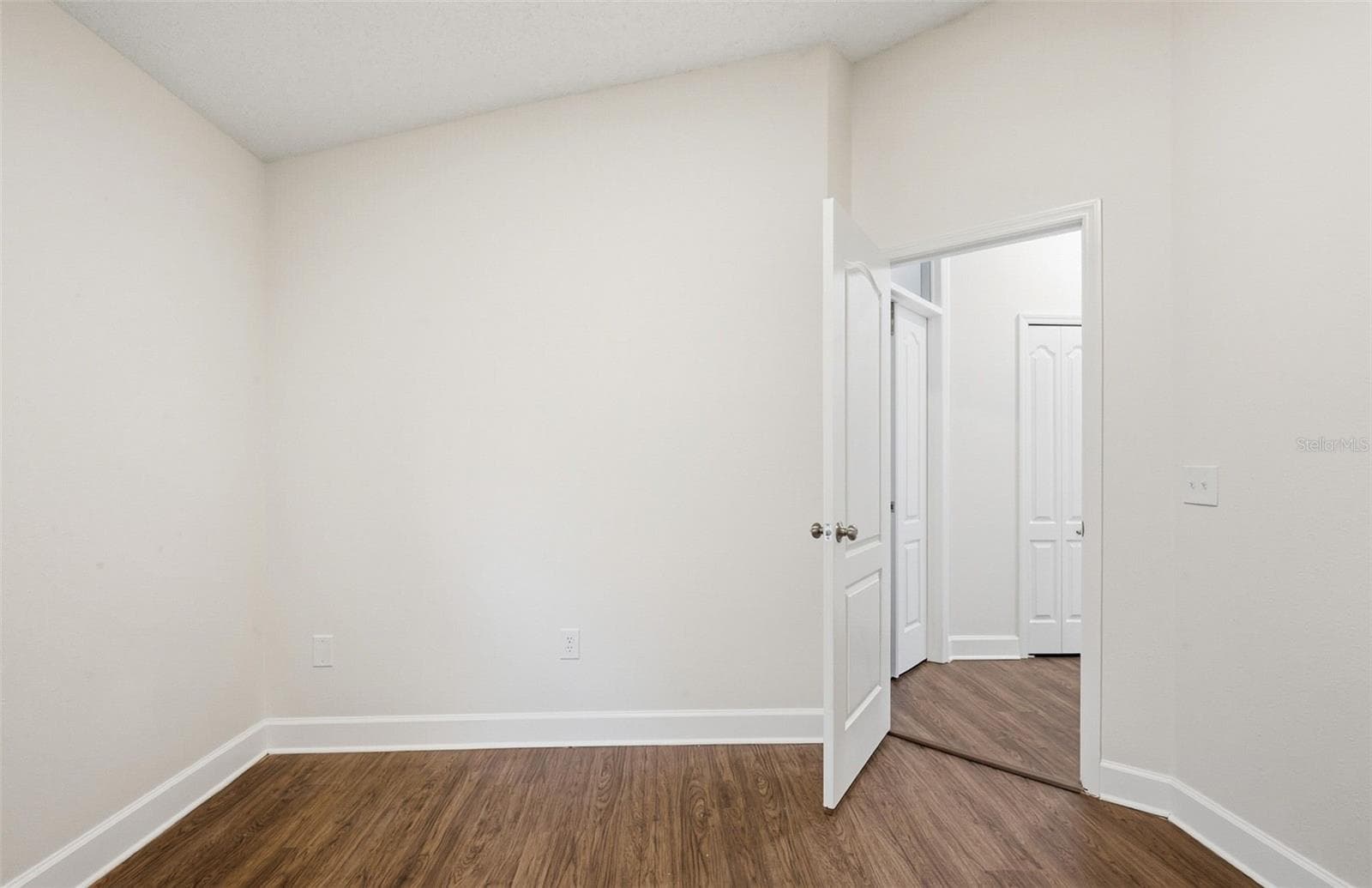 Single Family Residence at 19409 MELODY FAIR PL, LUTZ, photo 32 of 40