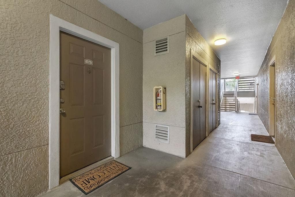 Condominium at 3307 S KIRKMAN RD #126, ORLANDO, photo 3 of 27