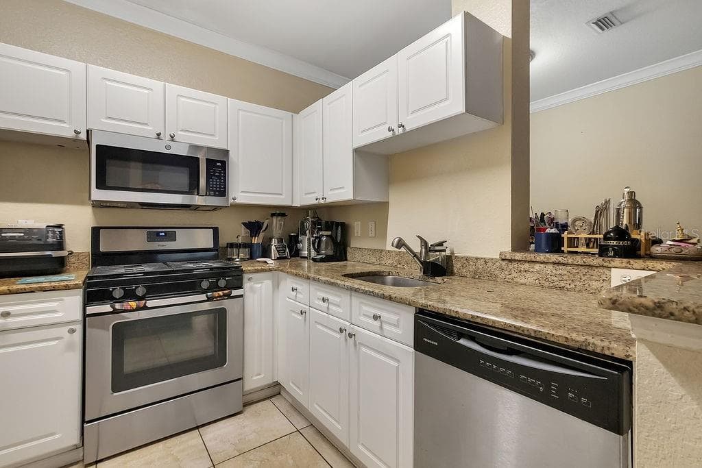 Condominium at 3307 S KIRKMAN RD #126, ORLANDO, photo 10 of 27