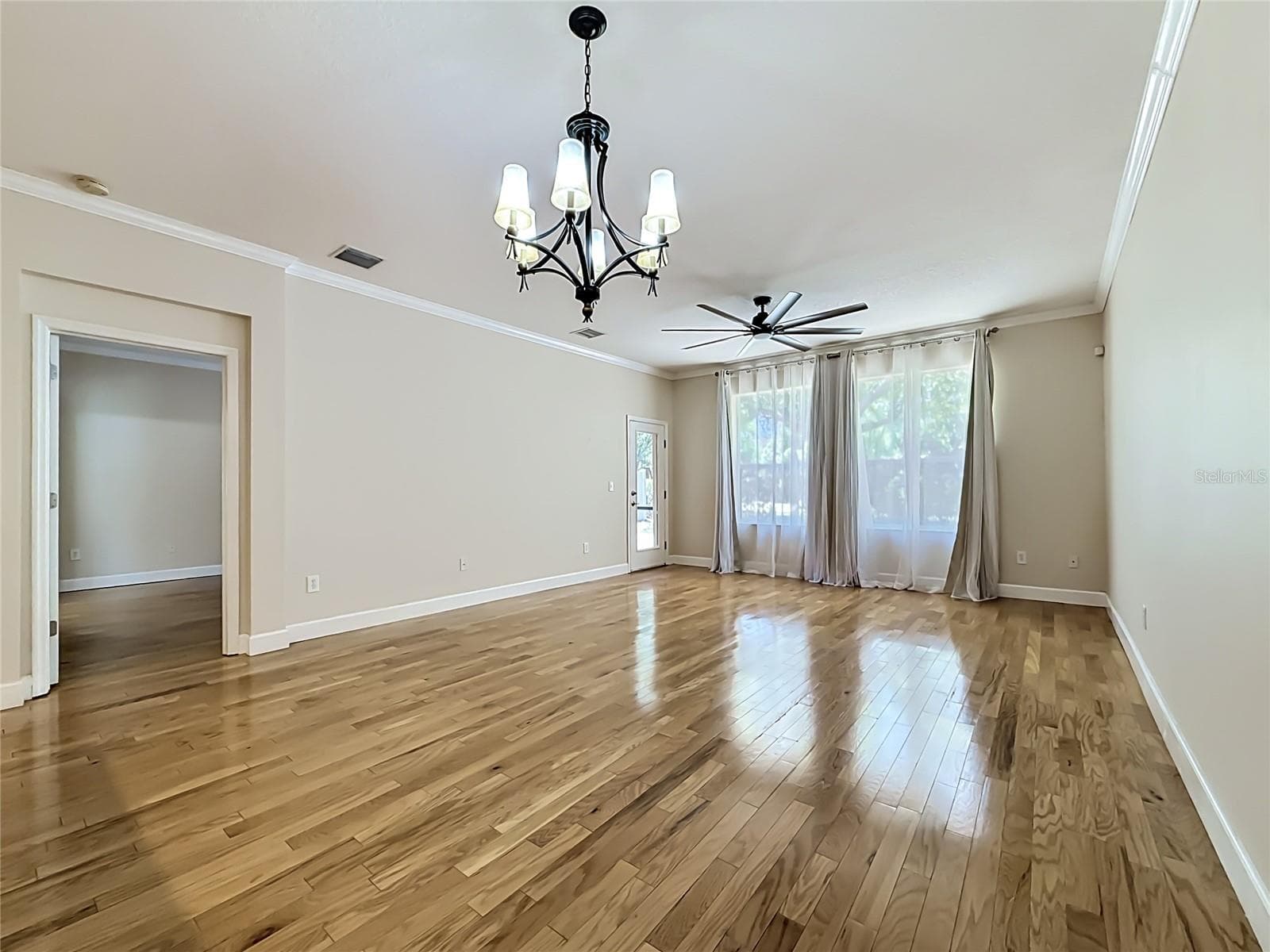 Living Room/dining room - Open Concept - 1027 ORCA CT, HOLIDAY