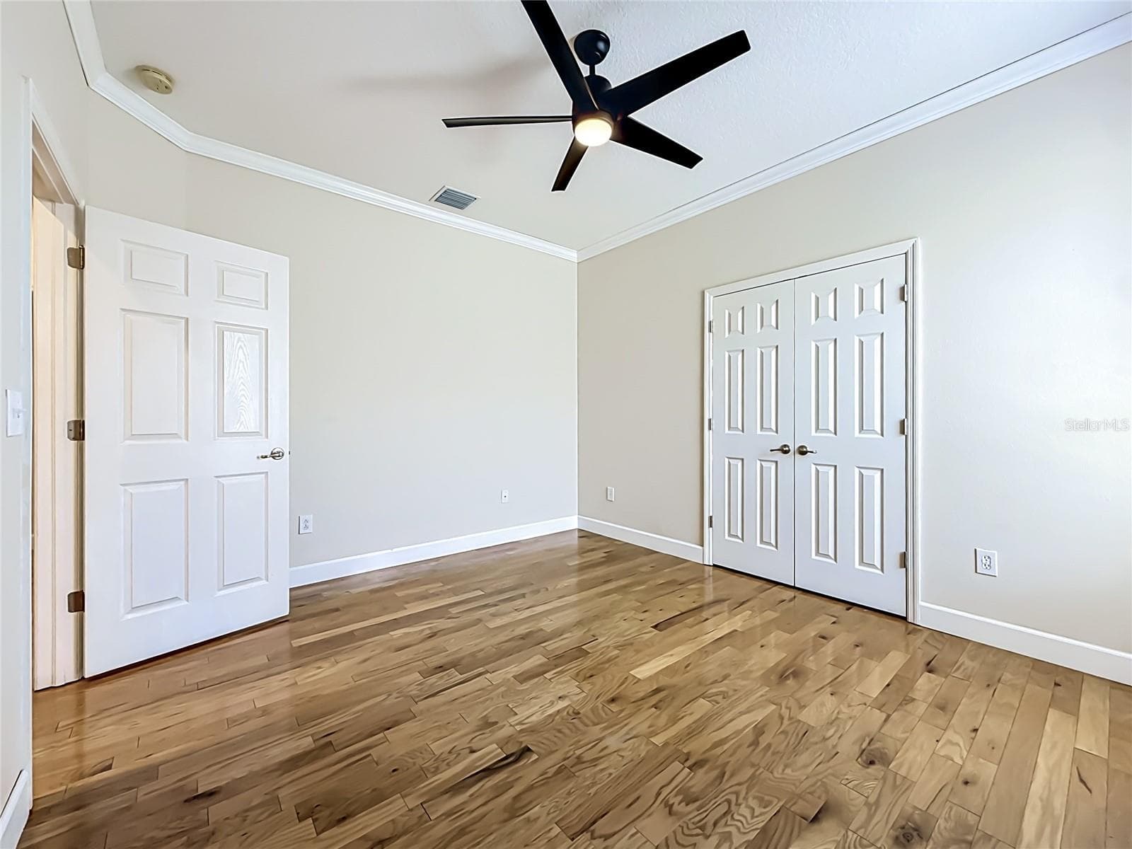 Bed 1 - 1027 ORCA CT, HOLIDAY