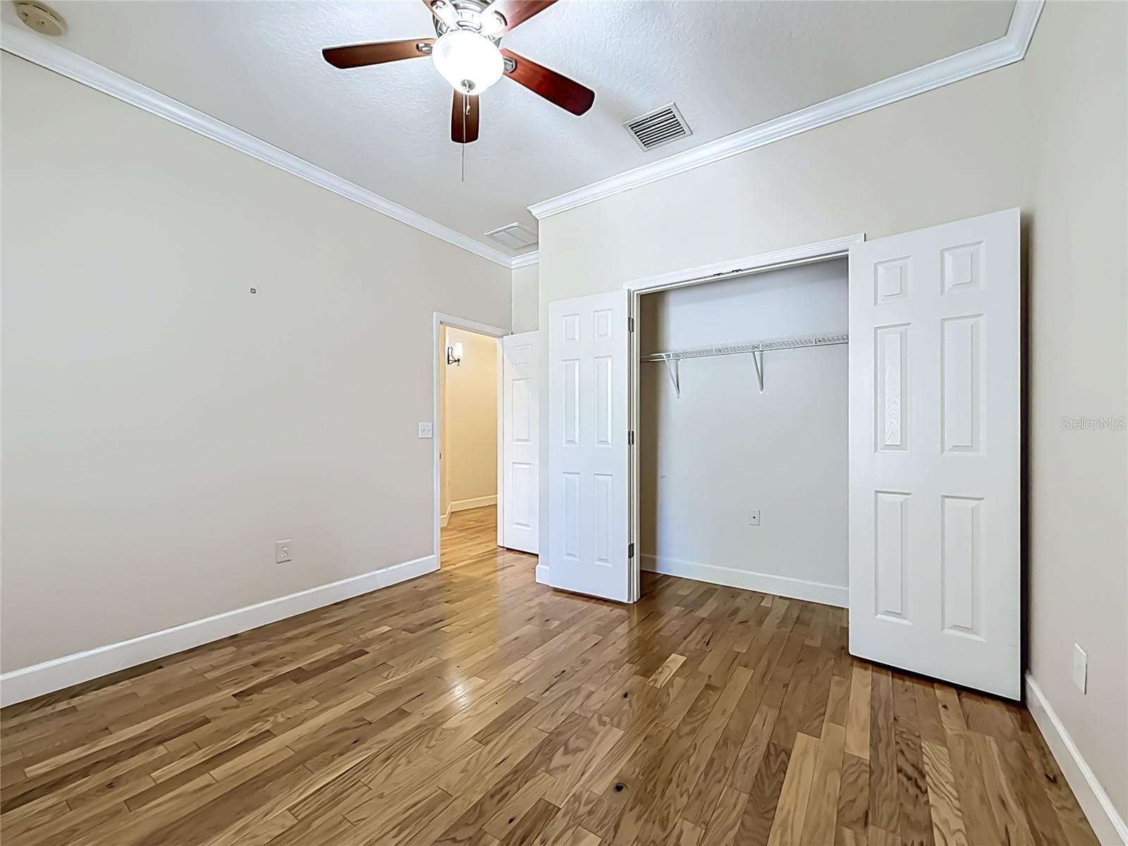 bed 2 - 1027 ORCA CT, HOLIDAY