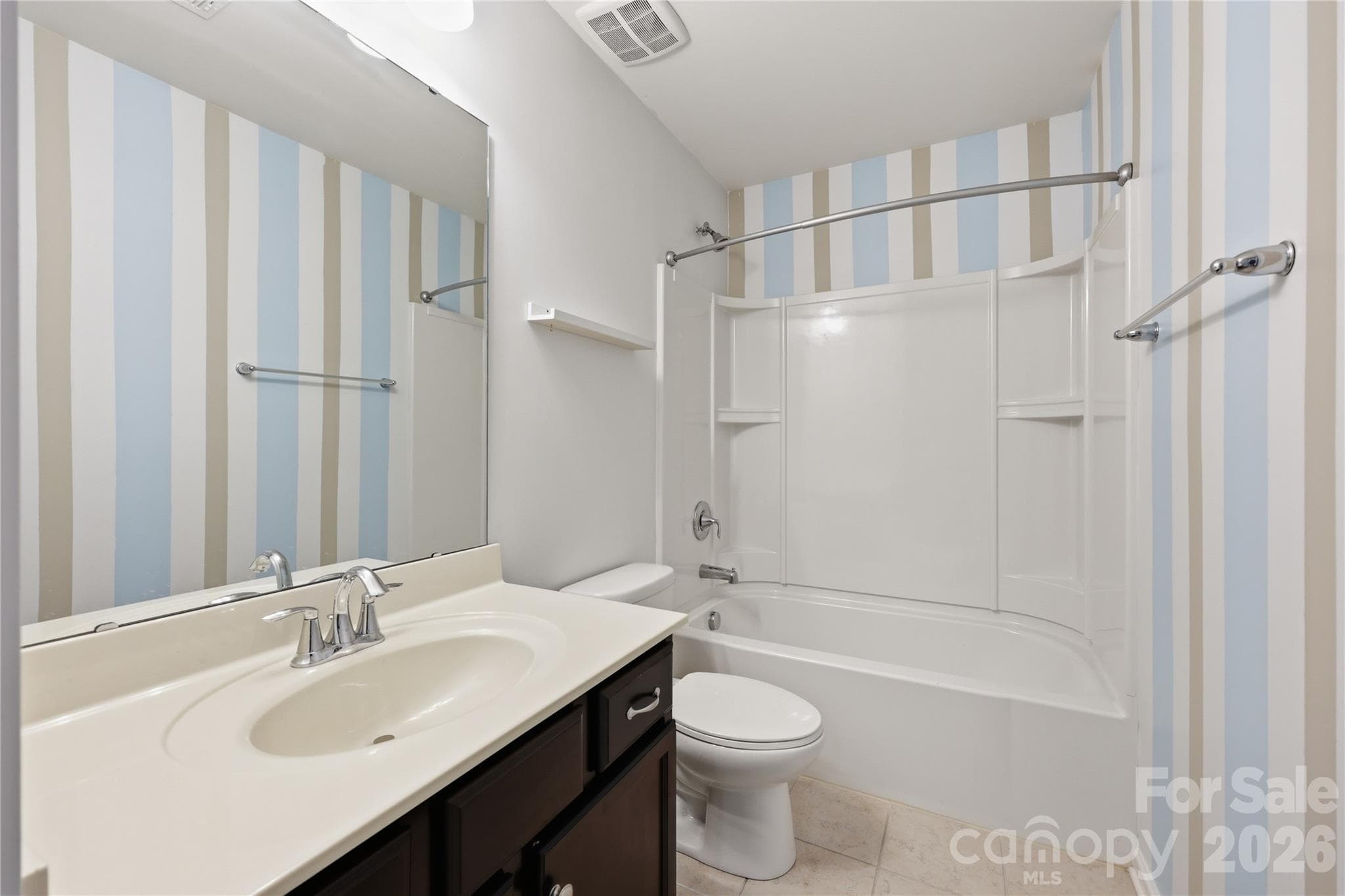 Guest Bathroom - 7431 Calhoun Falls Drive, Rock Hill