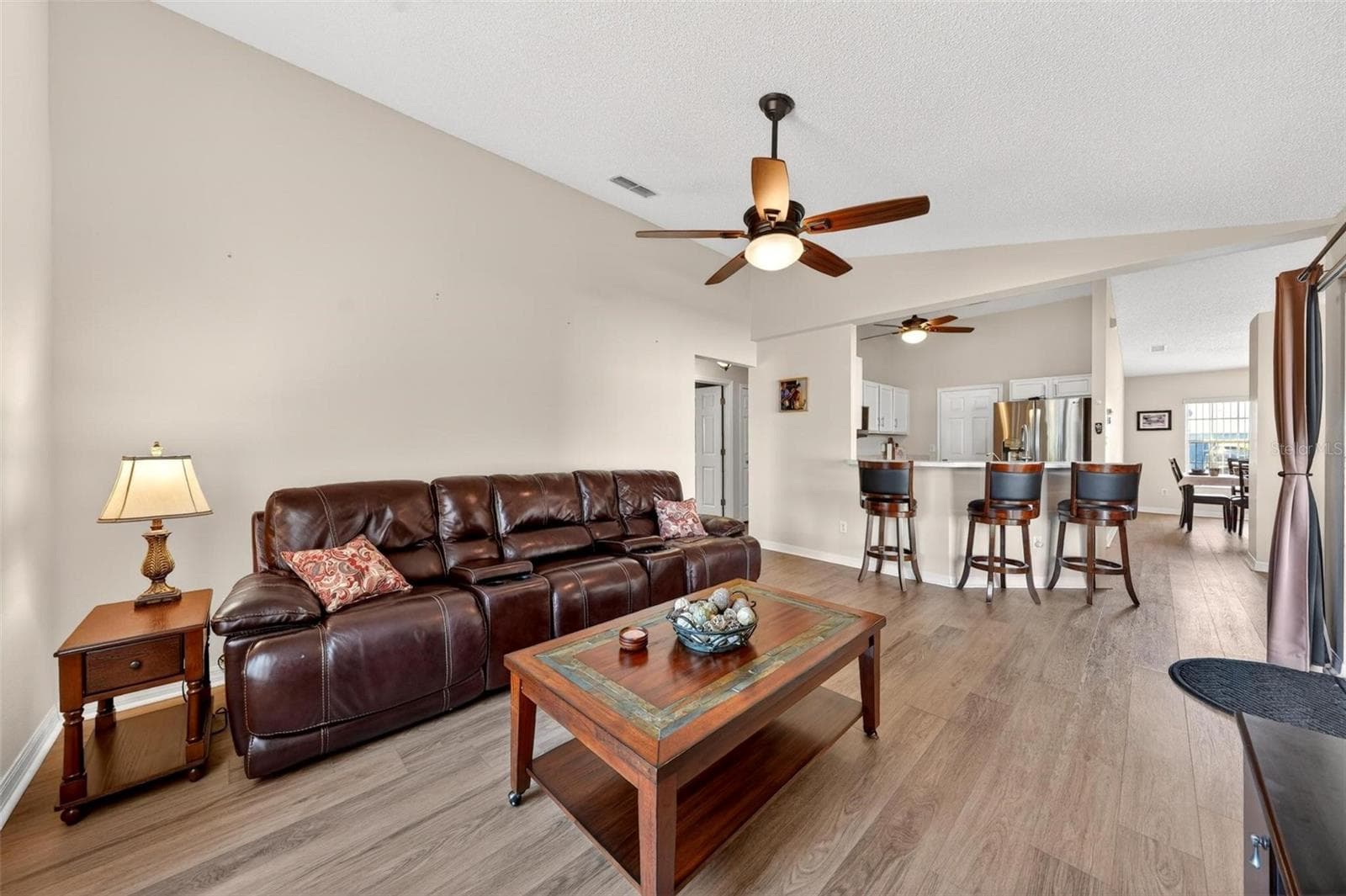 Single Family Residence at 25073 RIVERWALK DR, LEESBURG, photo 13 of 44