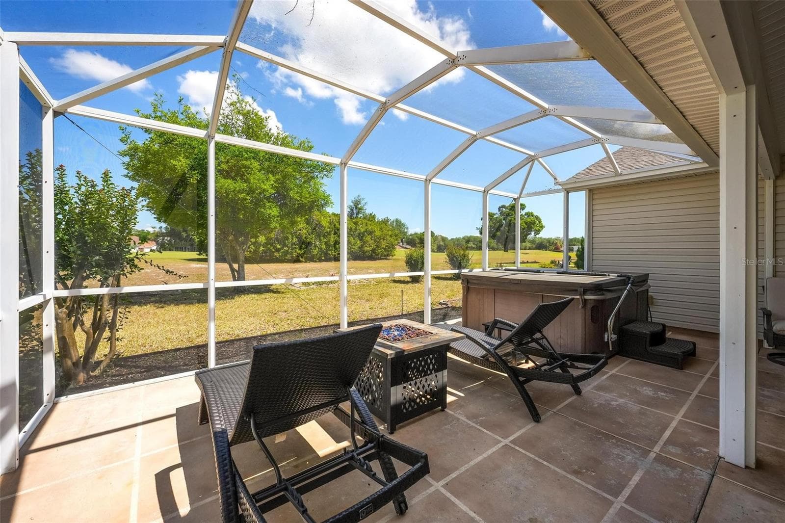 Single Family Residence at 25073 RIVERWALK DR, LEESBURG, photo 22 of 44