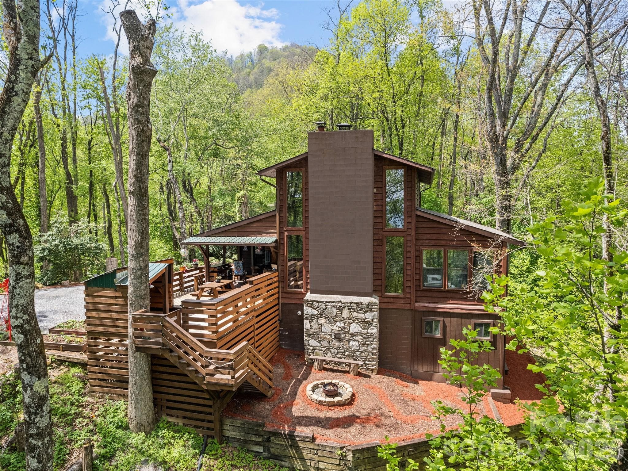 Single Family Residence at Waynesville, photo 7 of 48