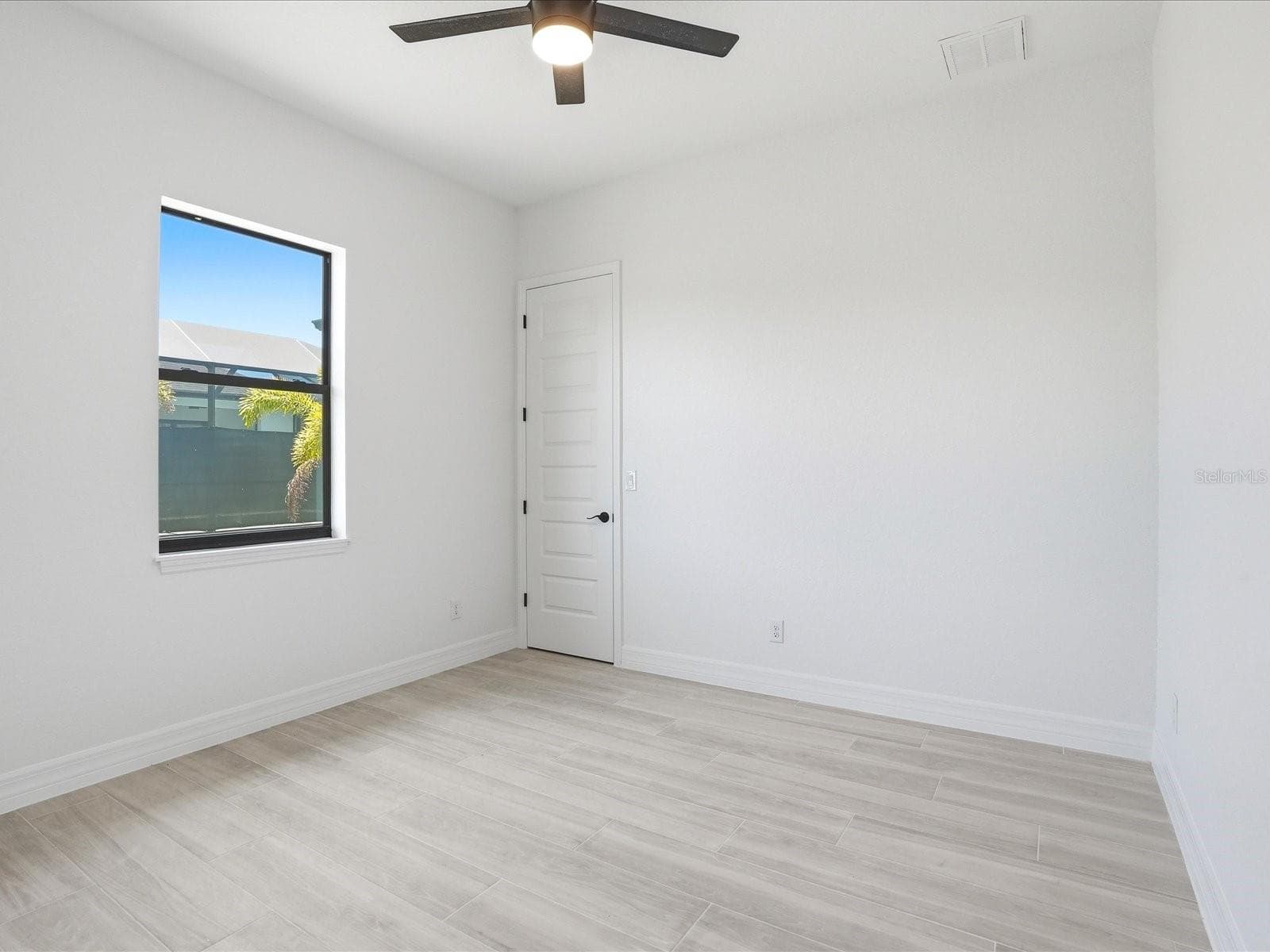 Guest Bedroom 3 - 72 TEE VIEW RD, ROTONDA WEST