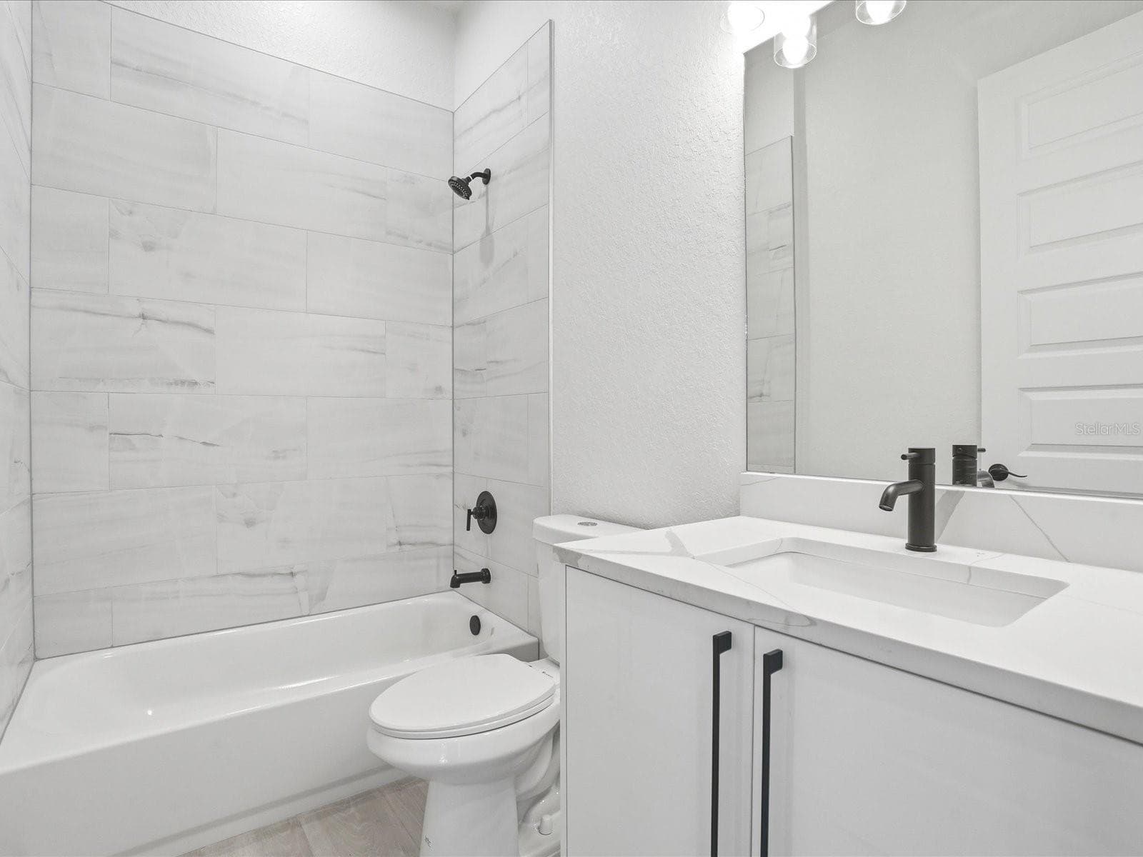 Guest Bathroom 3 - 72 TEE VIEW RD, ROTONDA WEST