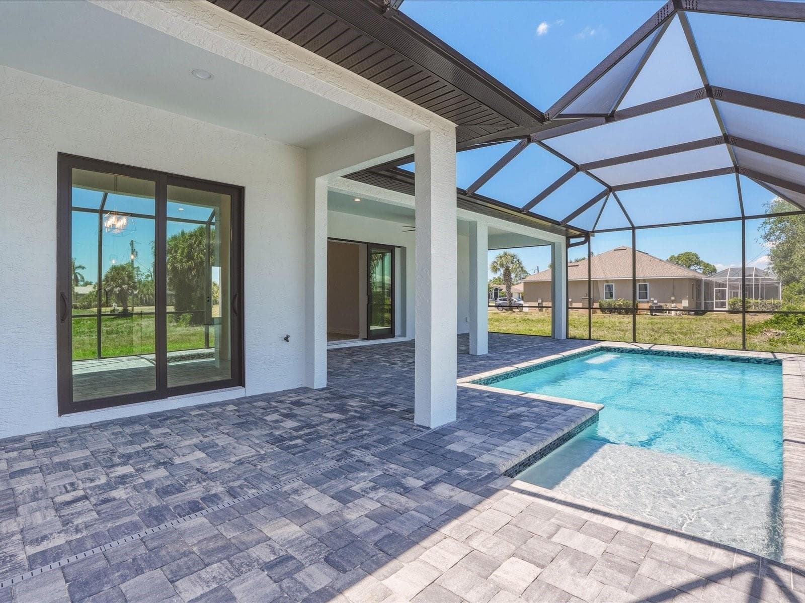 Single Family Residence at 72 TEE VIEW RD, ROTONDA WEST, photo 40 of 47