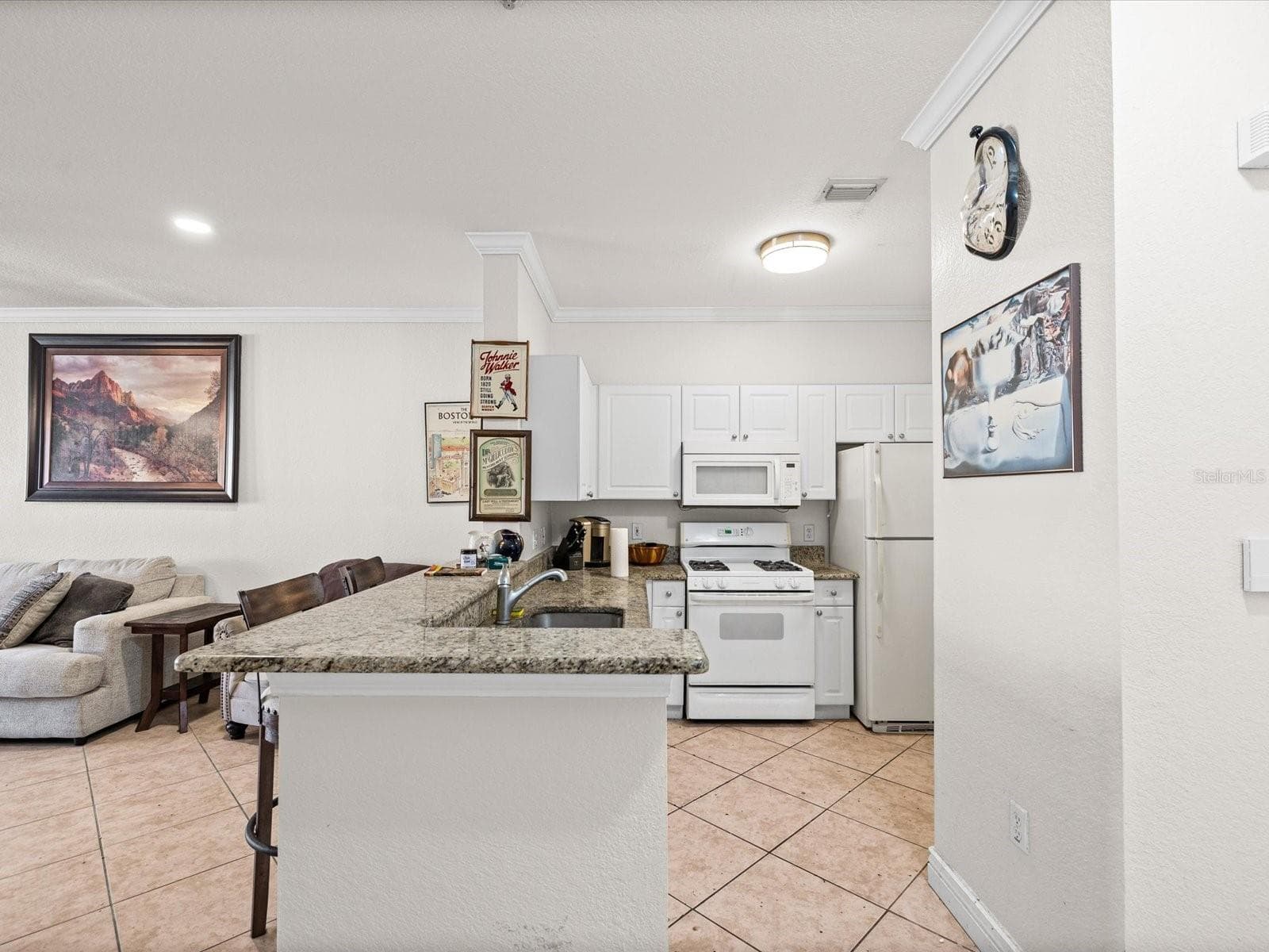 Condominium at 2731 VIA CAPRI #925, CLEARWATER, photo 7 of 47