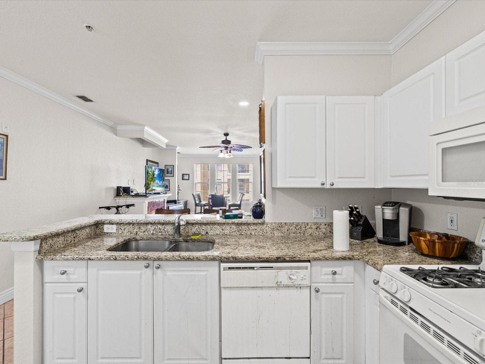 Condominium at 2731 VIA CAPRI #925, CLEARWATER, photo 9 of 47
