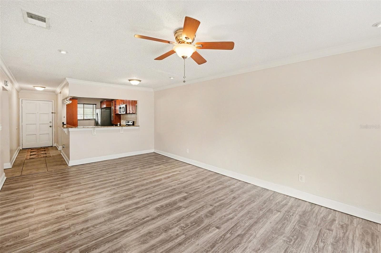 Condominium at 6334 NEWTOWN CIR #34B3, TAMPA, photo 4 of 21