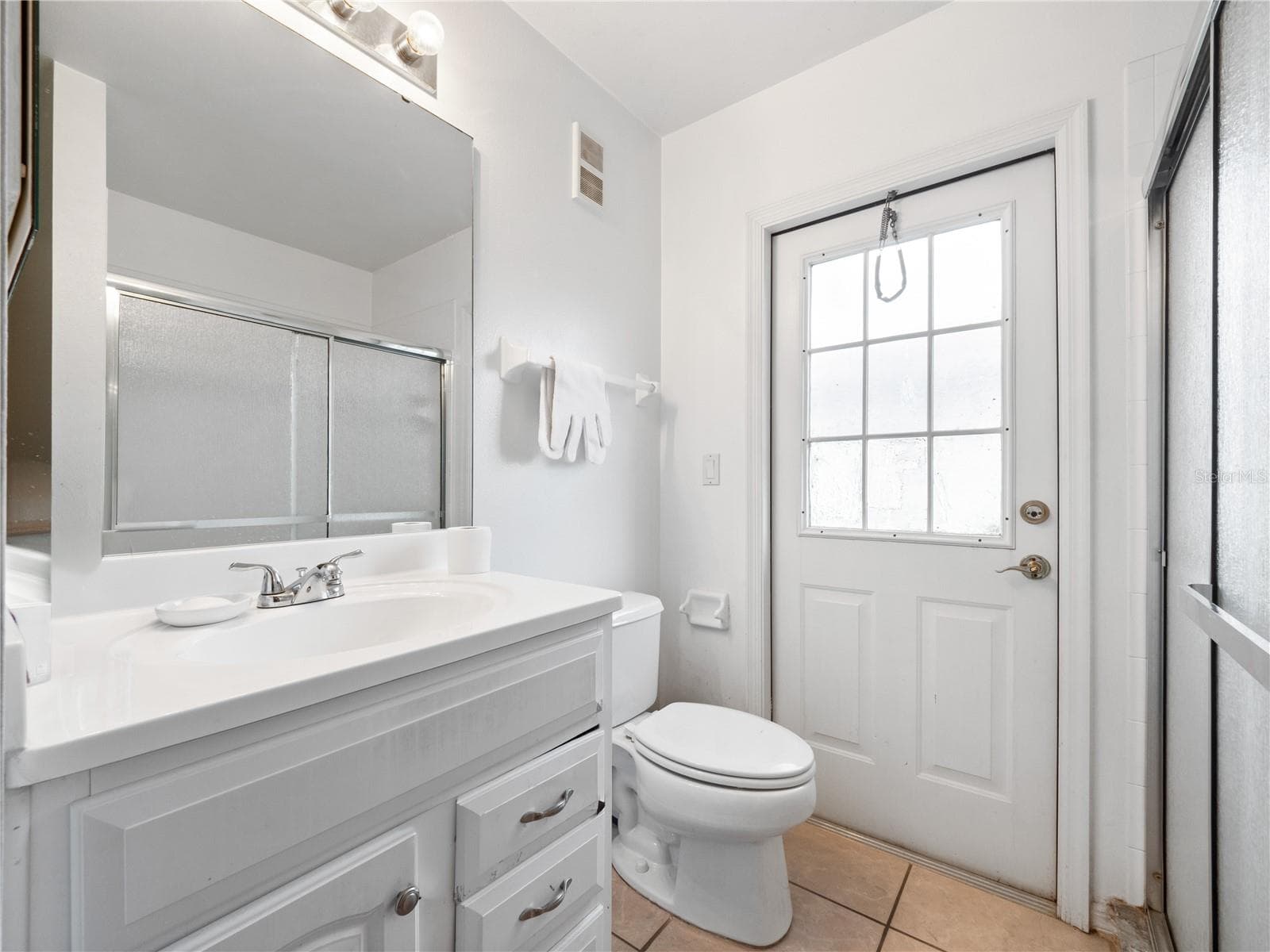 Full Bath for pool/guest room - 2072 STONE CROSS CIR, ORLANDO