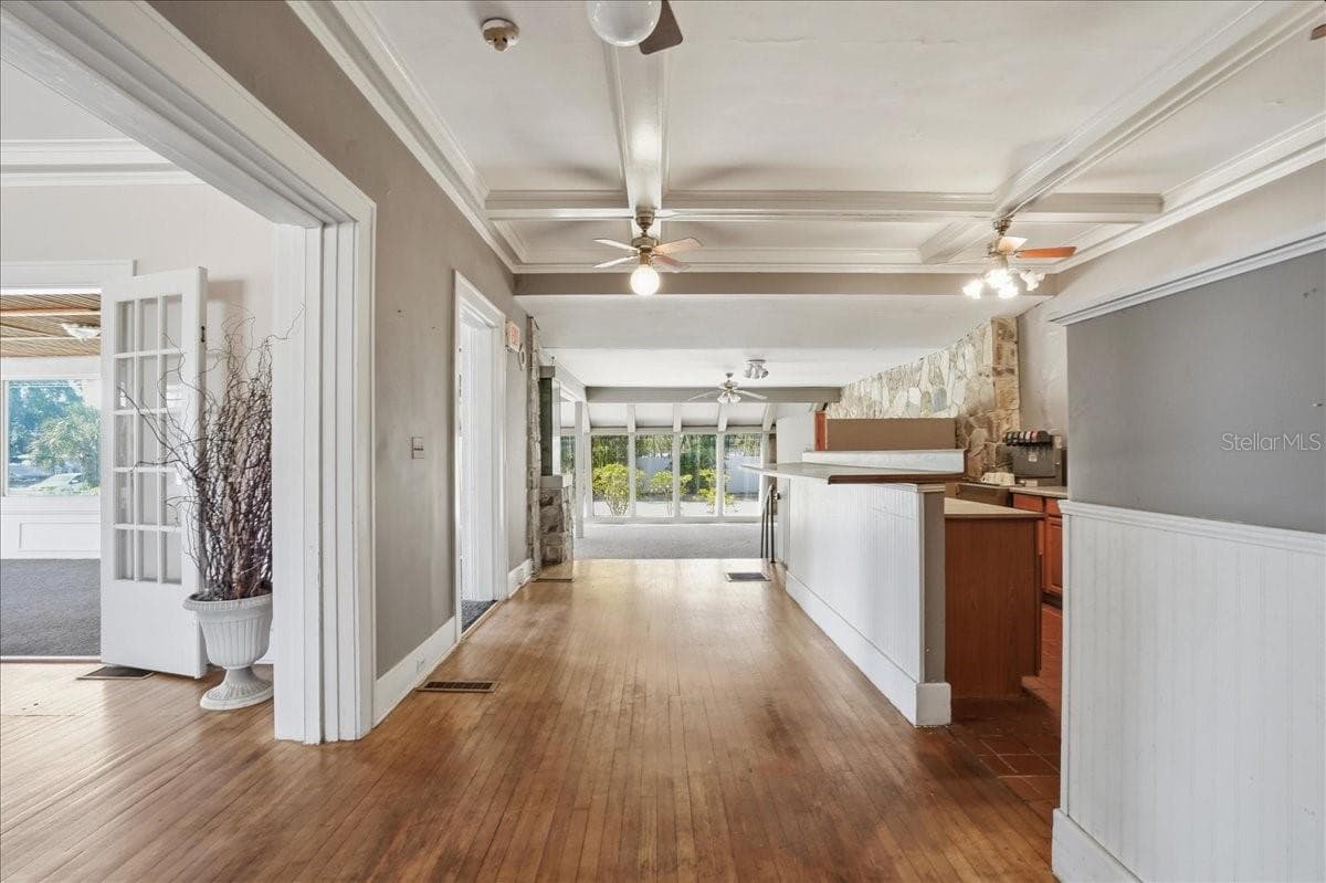 Restaurant at 337 US-41 BUS., PALMETTO, photo 20 of 51