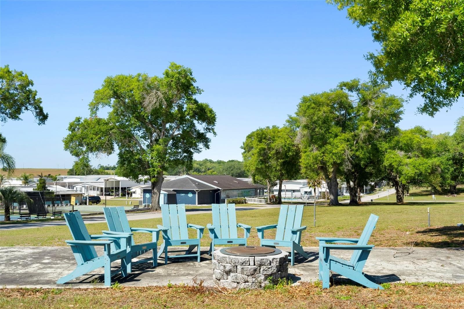 Mobile Home at 10220 WELLINGTON AVE, DADE CITY, photo 42 of 50