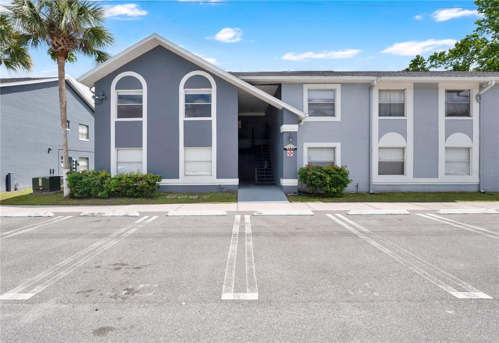 4100 PERSHING POINTE PL #3