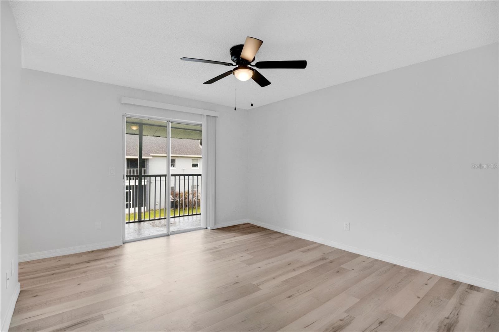 Living Room - 4100 PERSHING POINTE PL #3, ORLANDO