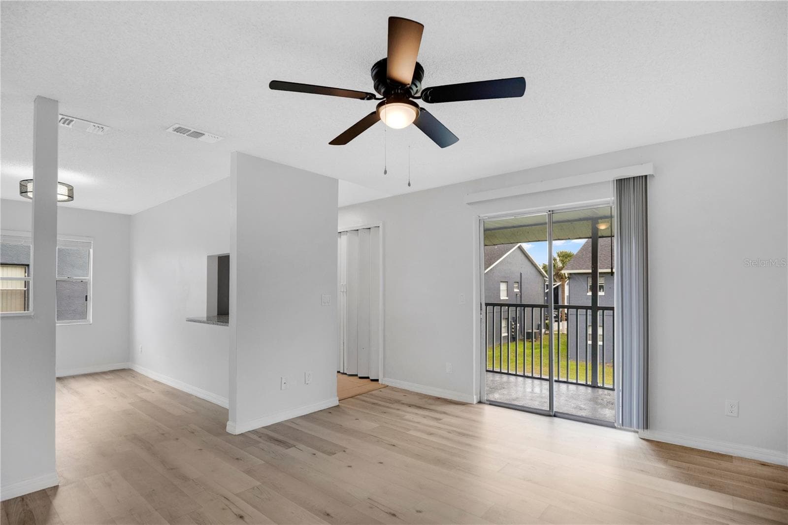 Living Room - 4100 PERSHING POINTE PL #3, ORLANDO