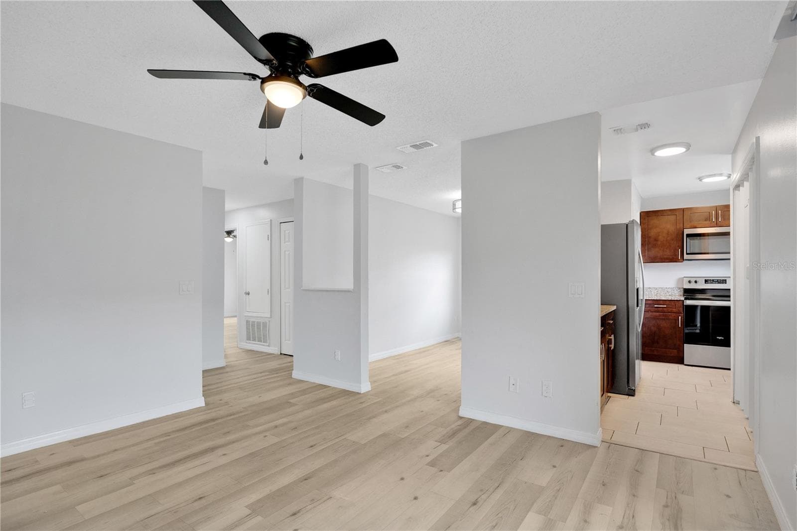 Living Room - 4100 PERSHING POINTE PL #3, ORLANDO