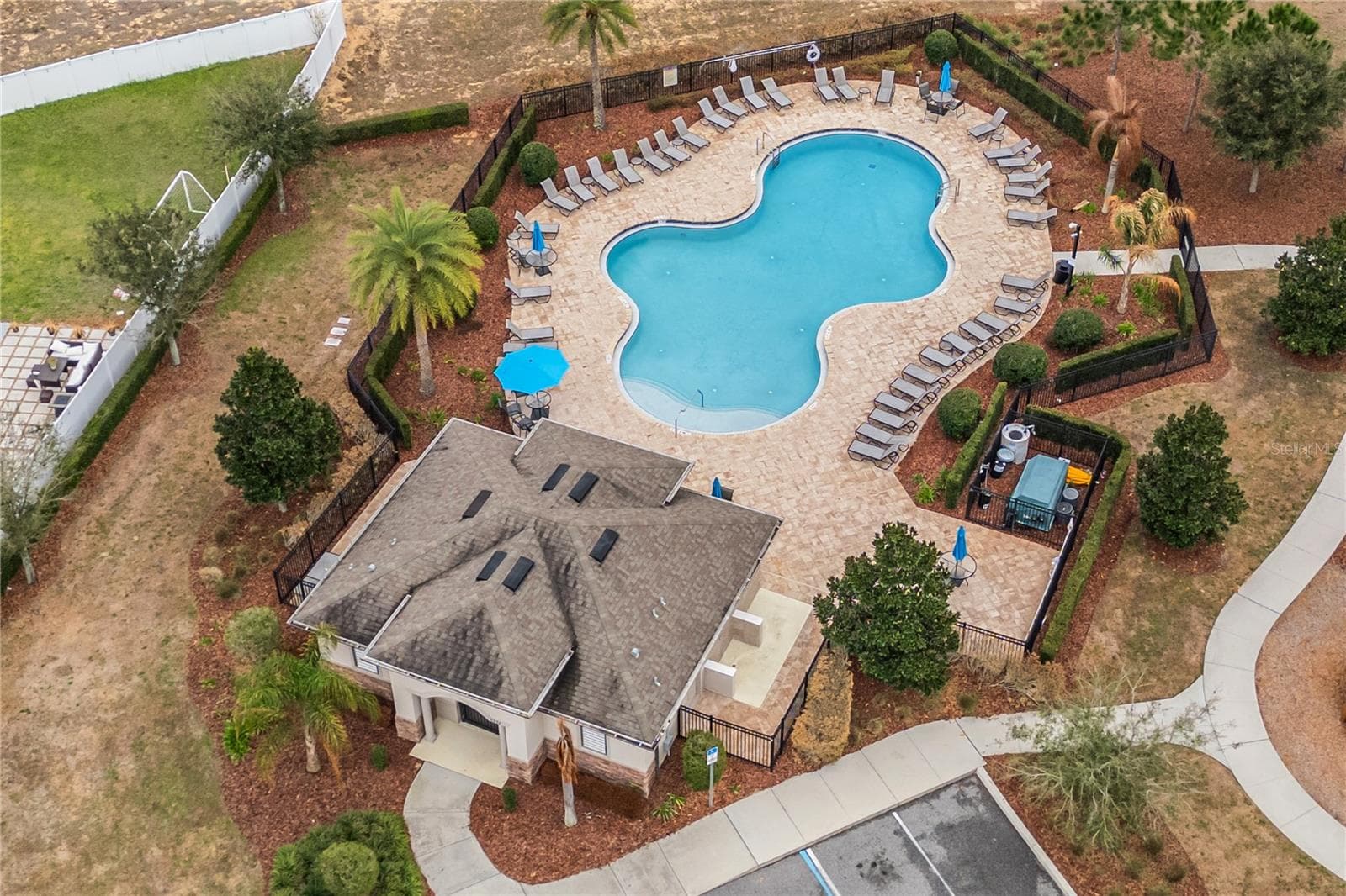 Townhouse at 2309 DISTANT SUN TRL, KISSIMMEE, photo 62 of 78