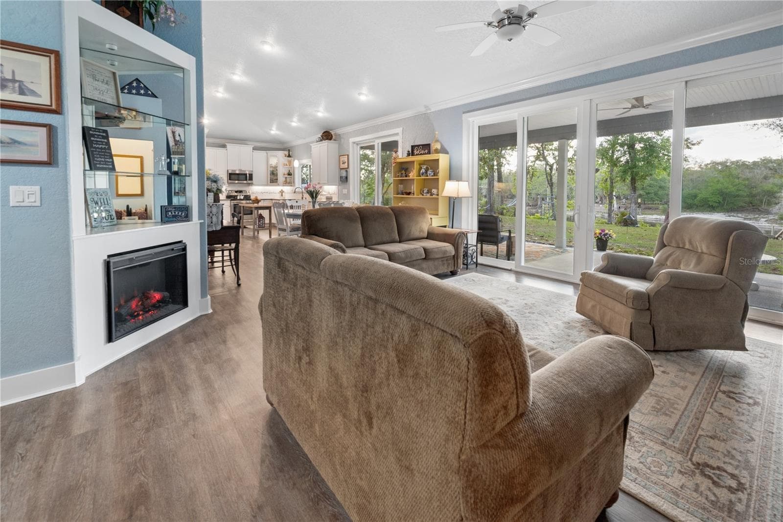 Single Family Residence at 3709 NW 67TH TER, BELL, photo 8 of 50