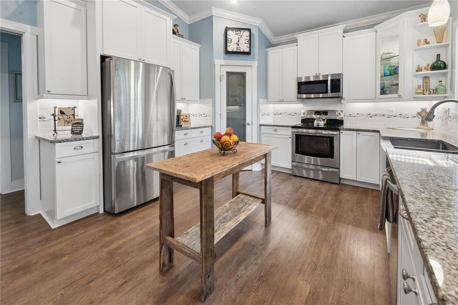 Single Family Residence at 3709 NW 67TH TER, BELL, photo 11 of 50