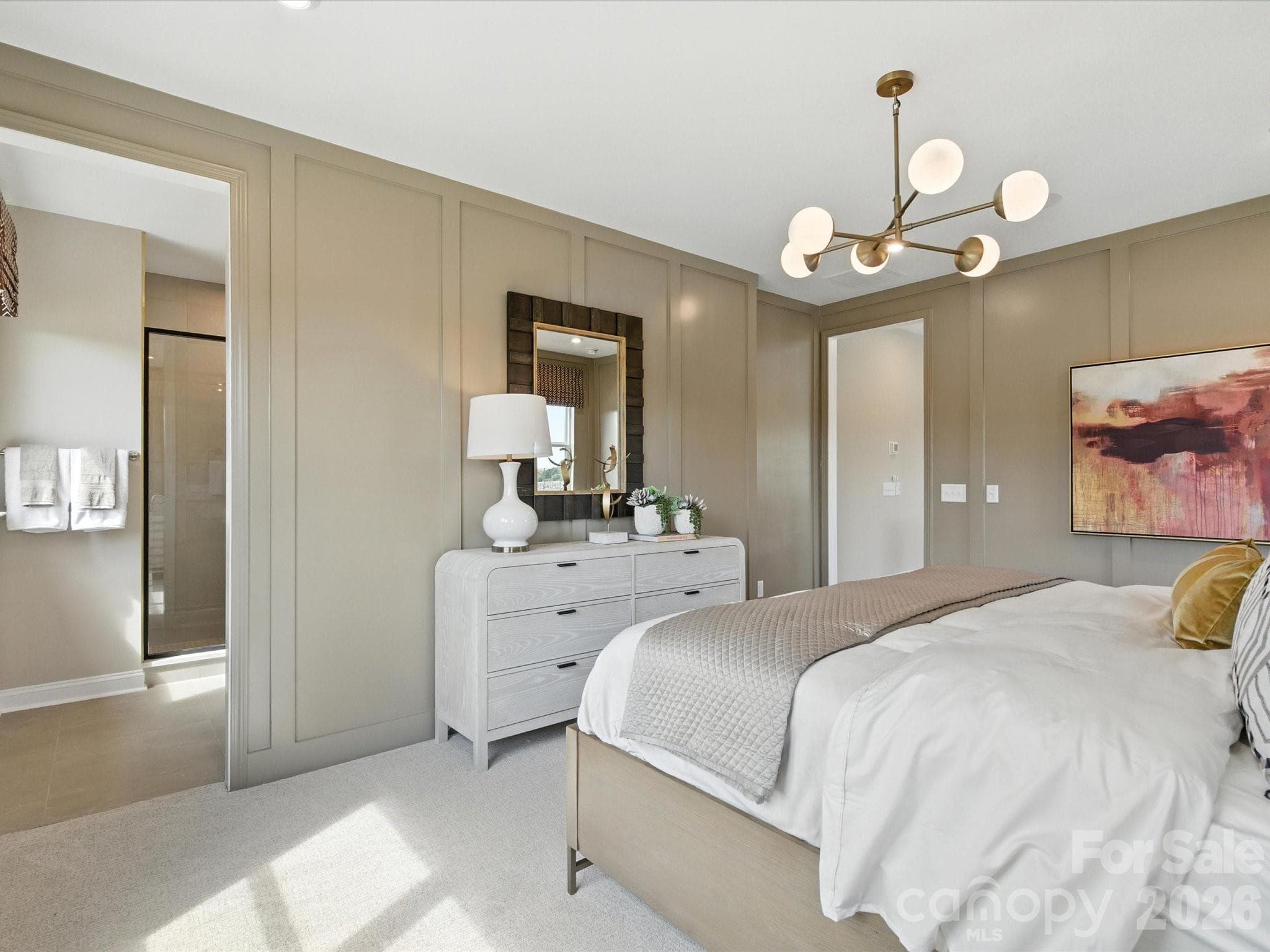 Model Photography - 8328 Discovery Lane, Charlotte
