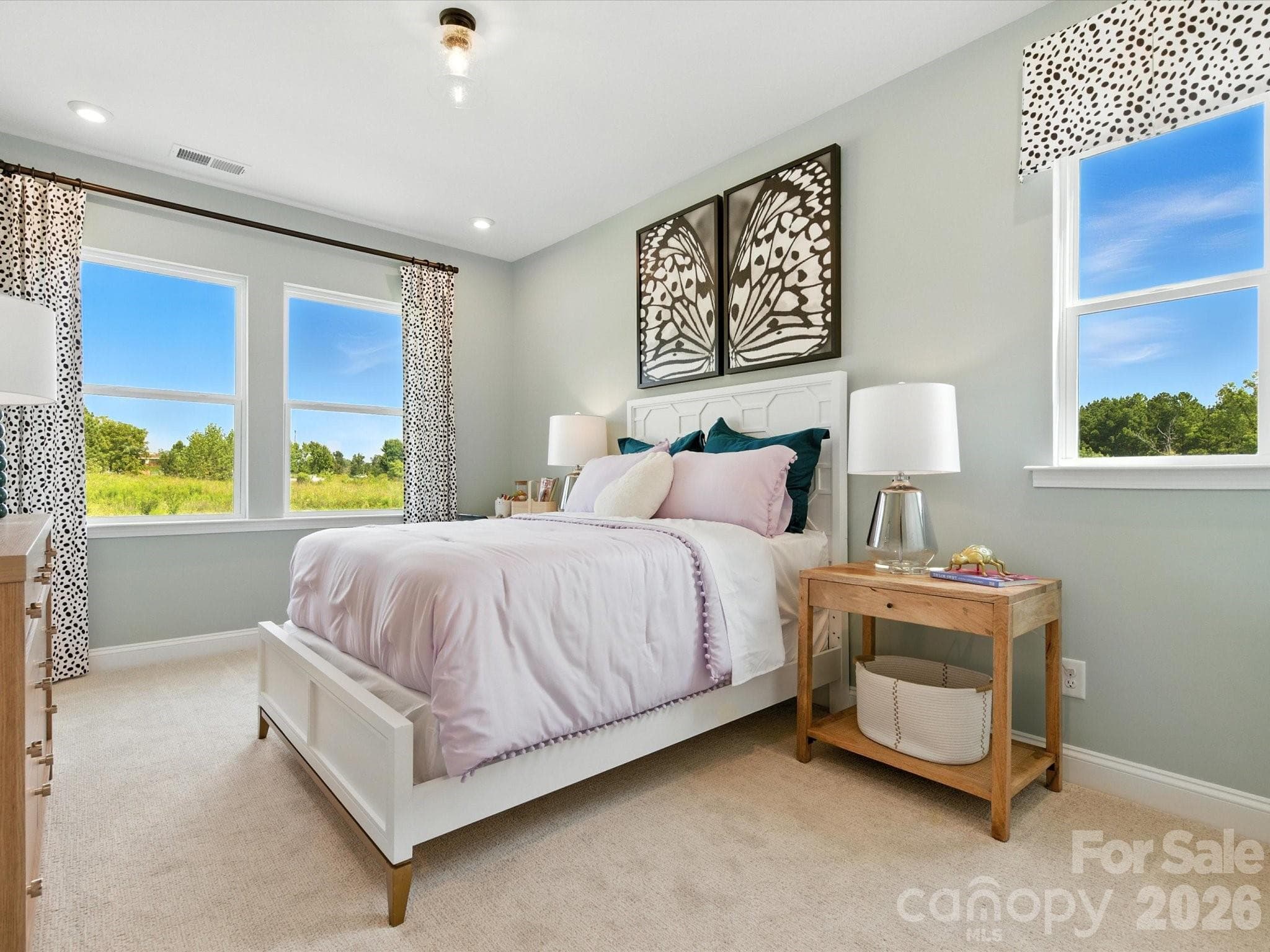 Model Photography - 8328 Discovery Lane, Charlotte