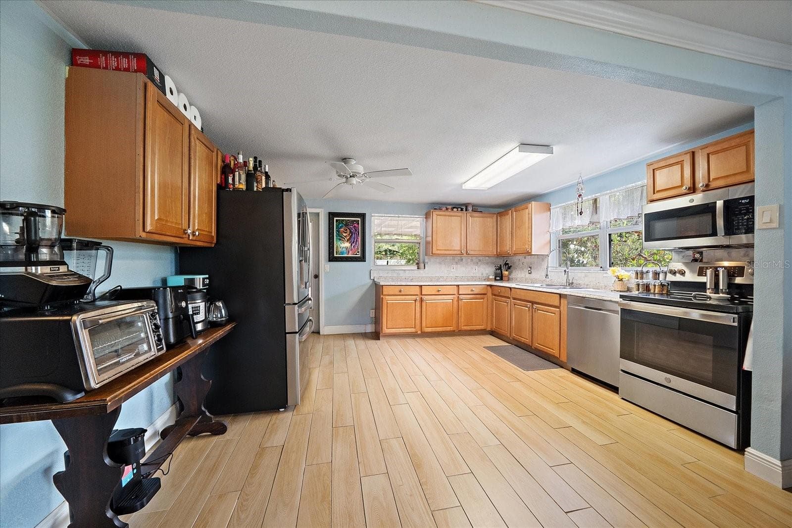 Large open kitchen - 2503 53RD AVE W, BRADENTON