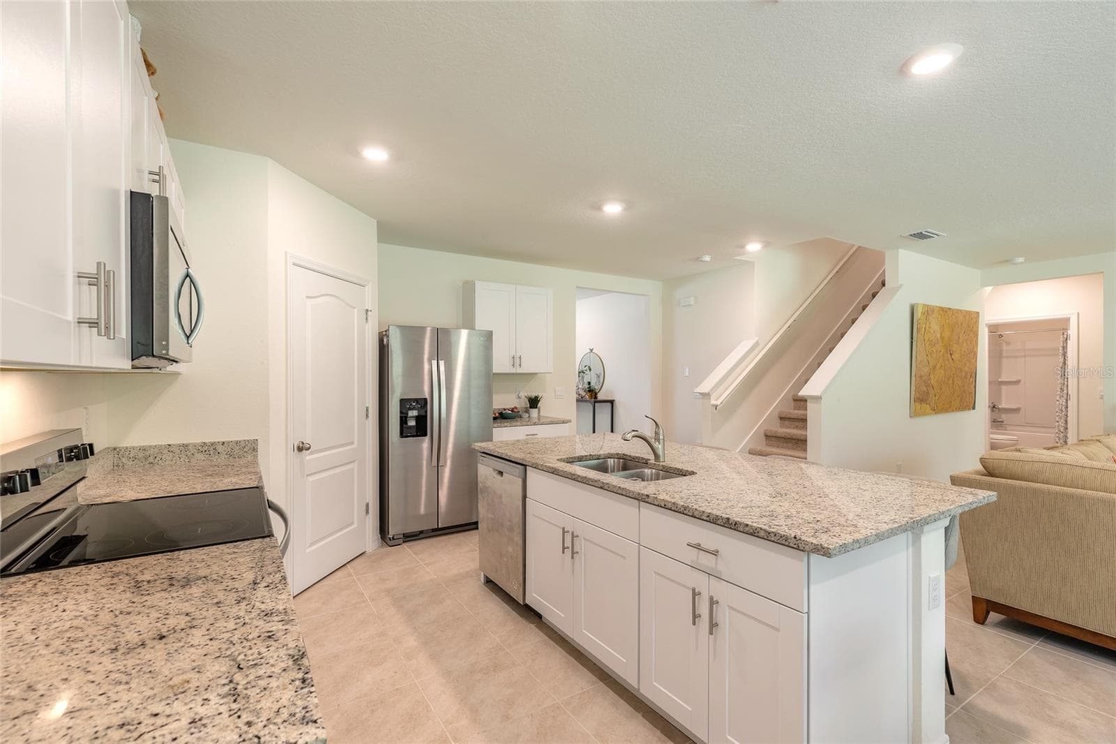 Single Family Residence at 1333 MORNING WALK DR, ORMOND BEACH, photo 32 of 53